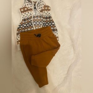 A vest with a pants for baby boy 3-6 months